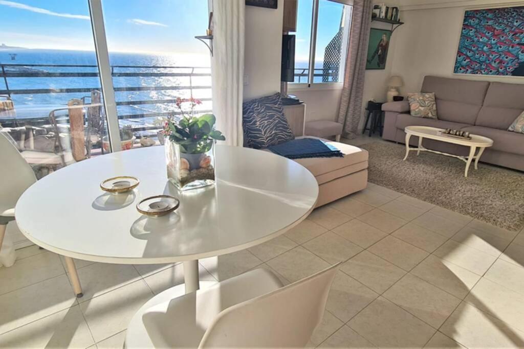 Apartamento Lujoso Y Moderno Vistas Panoramicas Al Mar Marbella Esterno foto
